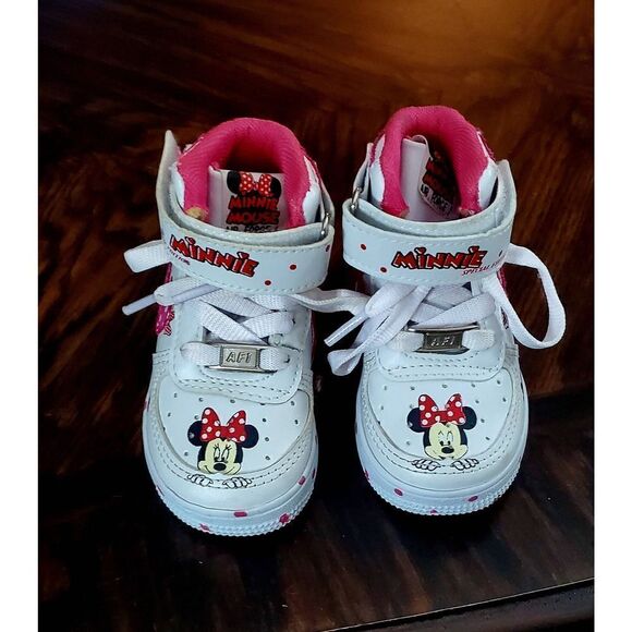 COLLECTIBLE SPECIAL EDITION MINNIE MOUSE NIKE AIR FORCE 1'S HIGH TOPS - Picture 4 of 10